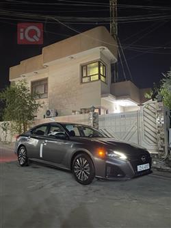 نيسان ألتيما